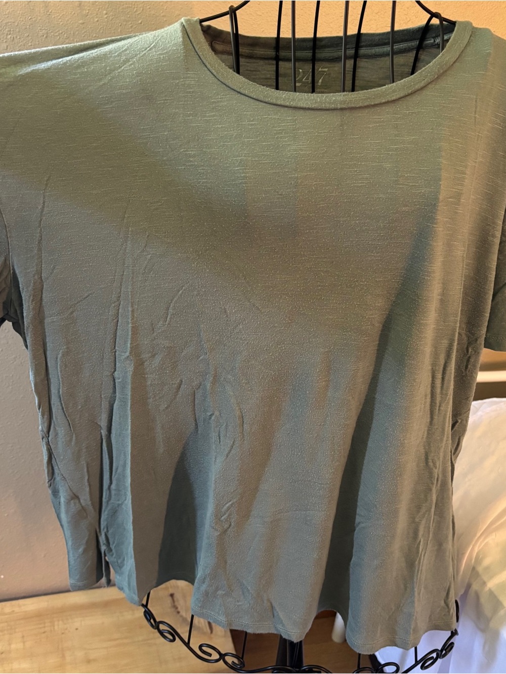 Maurices Sage Green Short Sleeve Crewneck Top | XL
